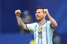 Messi se vrací do nominace o Zlatý míč, Ronaldo znovu chybí