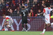 Šok v Edenu. Slavia utrpěla krutou porážku, o historickou výhru přišla v závěru