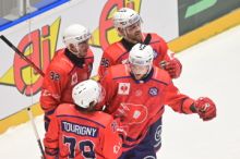 Hokejisté Pardubic vyhráli v Lize mistrů v Kouvole, dva góly dal Kondelík