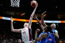 Americké basketbalistky porazily Francii a popáté za sebou vyhrály MS