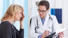 Test na osteoporózu, na HPV, mamograf. Přehled preventivních prohlídek pro ženy