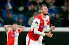 Chorý záhadně skončil na nosítkách. Měl jsem mžitky před očima, nechápal