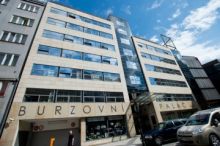 Pražská burza klesla, akcie Erste ztratily přes pět procent