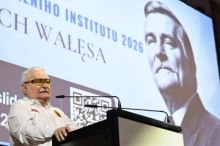 Walesa po zisku ceny Liberálního institutu: Svět má některé věci řešit globálně
