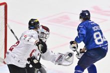 Sparťanský Kořenář zmučil Plzeň, Třinec jde do dalšího trháku