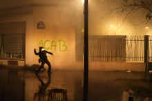 Francouzská policie při sobotní demonstraci v Paříži zadržela 142 lidí