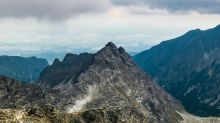 Maskovaní turisté porušují pravidla v Tatrách. Chlubí se tím na internetu
