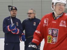 Trenér hokejové reprezentace Moták oznámí svou první nominaci