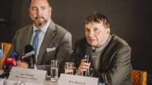 Tady je Krakonošovo, ne Moravcovo. Krkonoše zaplavily nápisy proti šéfovi KRNAPu
