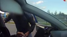 Agresor z D6 zřejmě ohrožoval jiné auto i před lety. Také v něm cestovaly děti