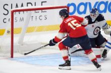 Winnipeg prohrál v NHL osmý zápas v řadě, čeští hráči nebodovali