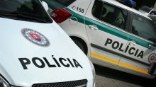 Mladík chtěl oklamat policisty občankou vytvořenou AI. Po odhalení prchal